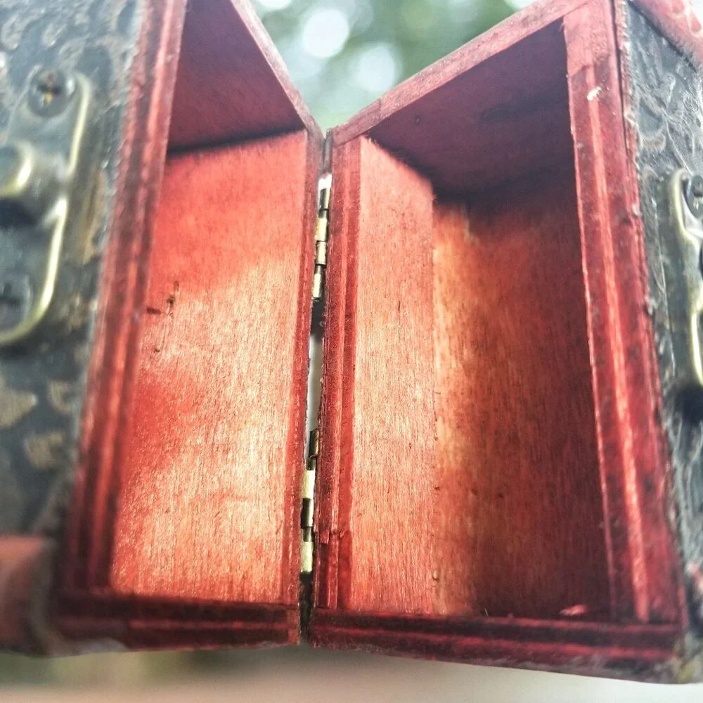 Mini Wooden Treasure Chest Box W/Bronze Color Floral Antique Style Spiritual Box - Picture 5 of 16